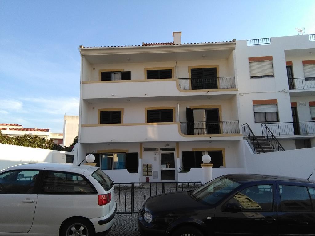 Apartamentos Monica Quarteira Exterior photo