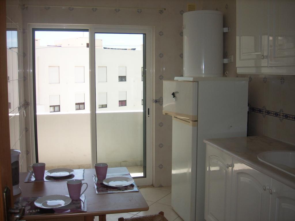 Apartamentos Monica Quarteira Exterior photo