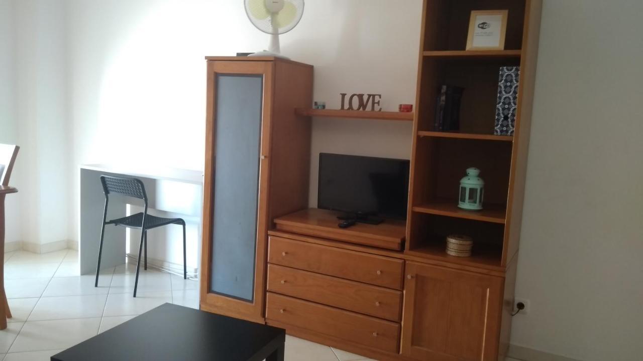 Apartamentos Monica Quarteira Exterior photo