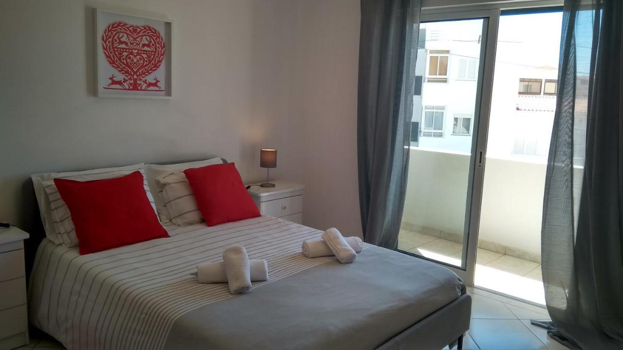 Apartamentos Monica Quarteira Exterior photo